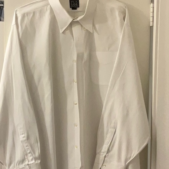 Jos A. Bank White Button Down, size 20-36 - Picture 4 of 4